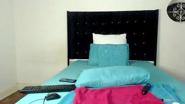 MissLola026 online show from 03-27-26, 01:58