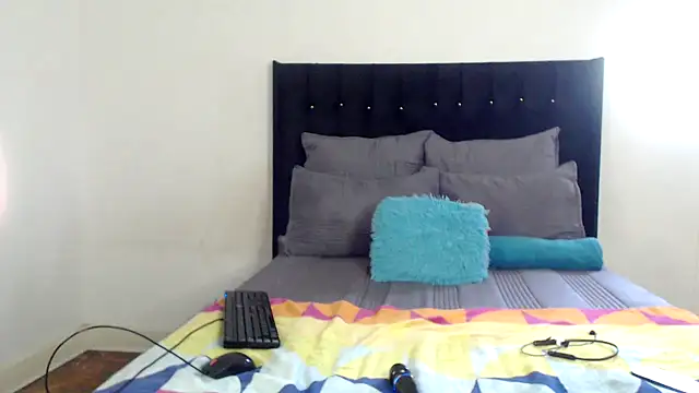 MissLola026 online show from 03-10-26, 08:51