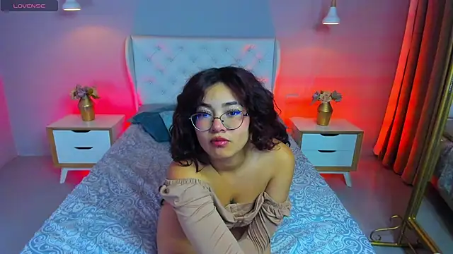 sunny maya  online show from 11-23-25, 08:41