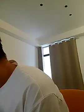 Snapshot of joneslau88 chatting on 10-12-25, 08:16 joneslau88 online show from 10-12-25, 08:16