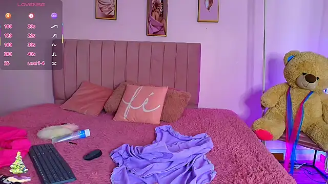 little ellie 1 online show from 12-13-25, 08:04