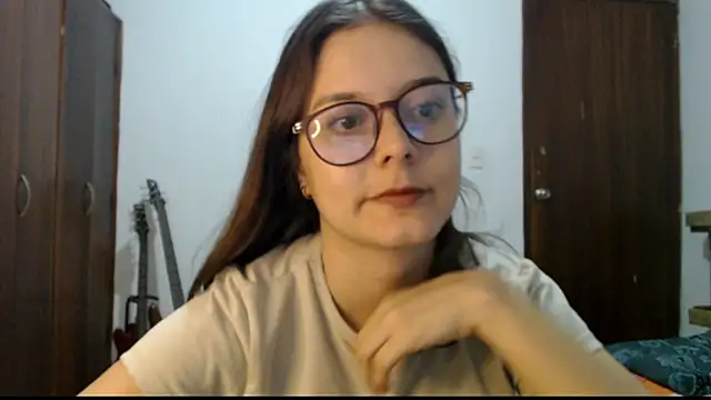 Snapshot of CarlaLorez chatting on 02-27-26, 12:22 CarlaLorez online show from 02-27-26, 12:22