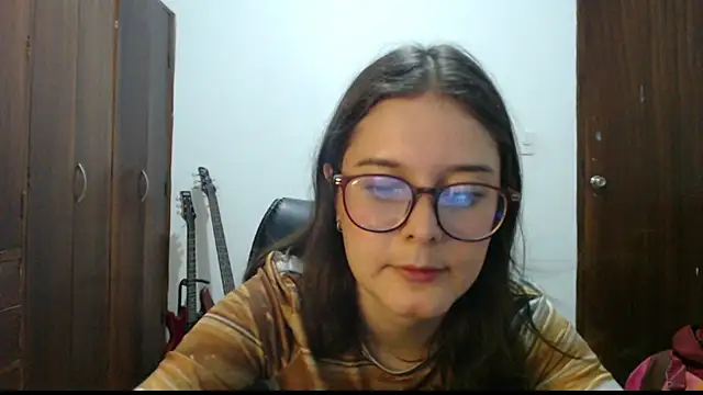 CarlaLorez online show from 03-06-26, 12:27