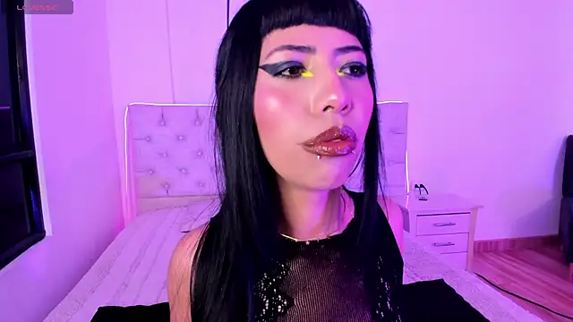 Snapshot of Nina_fox_0691 chatting on 06-03-26, 04:55 Nina fox 0691 online show from 06-03-26, 04:55