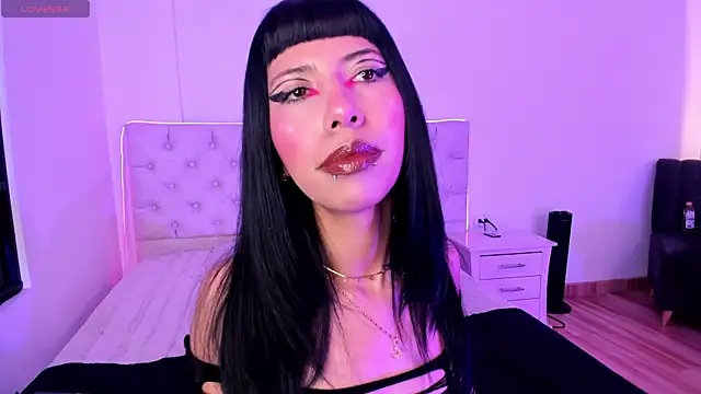 Snapshot of Nina_fox_0691 chatting on 06-02-26, 03:56 Nina fox 0691 online show from 06-02-26, 03:56