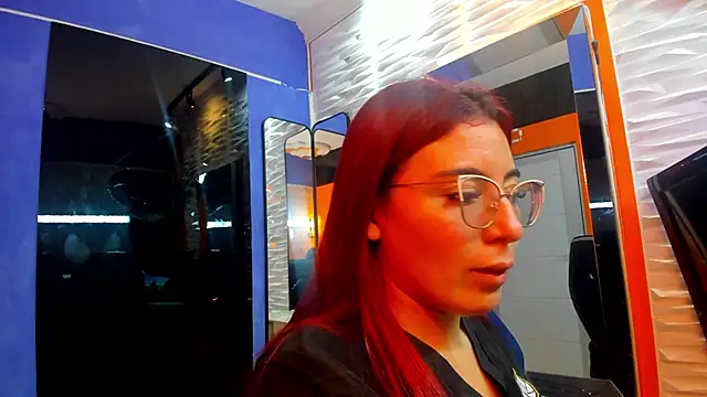 Snapshot of allison_mc chatting on 05-06-26, 05:22 allison mc online show from 05-06-26, 05:22