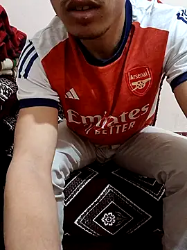 latarak321 online show from 04-11-26, 06:00