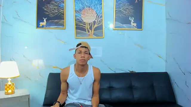 Little nicoll online show from 04-07-26, 12:34