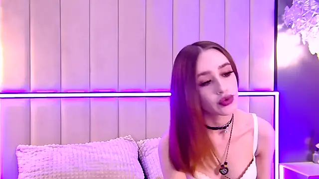 Snapshot of TatiAutoparty chatting on 10-20-25, 03:52 TatiAutoparty online show from 10-20-25, 03:52