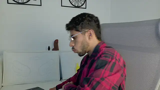 ALANVILLA LOBO online show from 10-17-25, 07:15