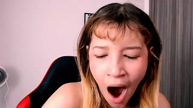 EmuOtori online show from 01-09-26, 12:12