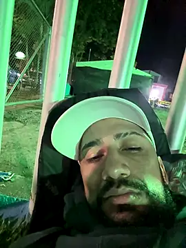 Snapshot of Santiago_hot19 chatting on 10-31-25, 07:16 Santiago hot19 online show from 10-31-25, 07:16