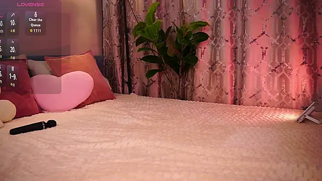 LureOfEva online show from 11-03-25, 02:09