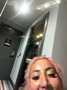 zara bellexx online show from 12-14-25, 11:54