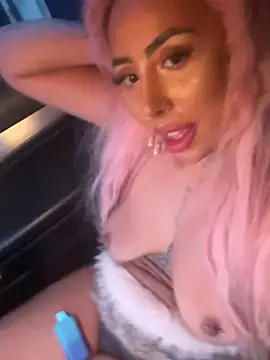 zara bellexx online show from 12-20-25, 07:55