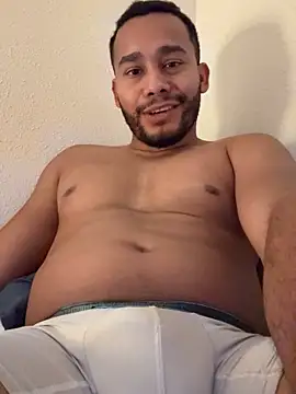 yeison-69 online show from 10-10-25, 05:03