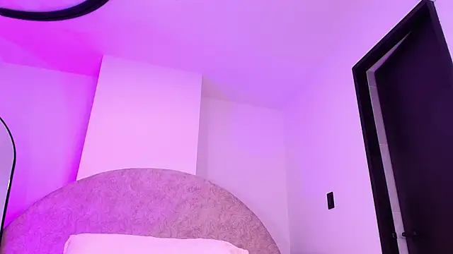 lilylovely  online show from 12-17-25, 07:19