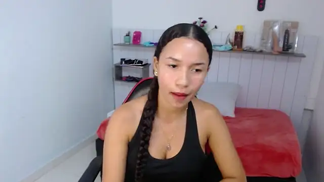 Hillary Bel online show from 10-08-25, 08:53
