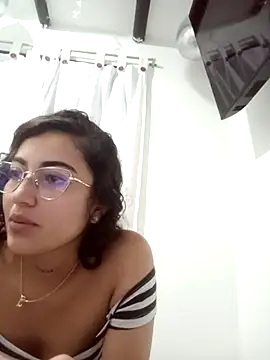 Camila-marinn online show from 10-19-25, 12:24