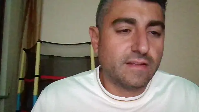 Snapshot of Antaresss chatting on 10-10-25, 04:02 Antaresss online show from 10-10-25, 04:02
