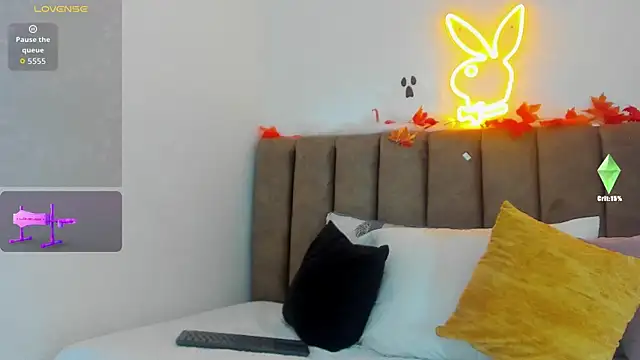 Amara18   online show from 11-01-25, 02:07