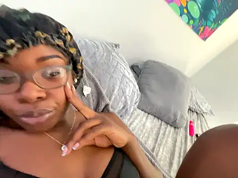 twerkaholic120 online show from 10-25-25, 08:20