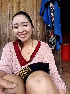 Snapshot of miemie-xx chatting on 10-09-25, 02:12 miemie-xx online show from 10-09-25, 02:12