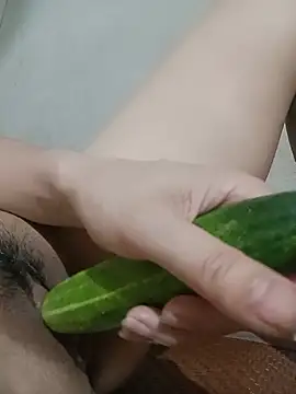 Snapshot of ladzy_sexy chatting on 06-17-26, 10:30 ladzy sexy online show from 06-17-26, 10:30