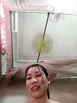 ladzy sexy online show from 04-12-26, 07:44