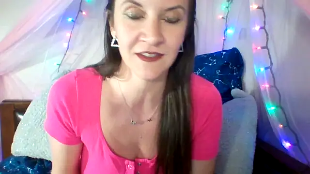 easy briezy online show from 11-19-25, 01:16