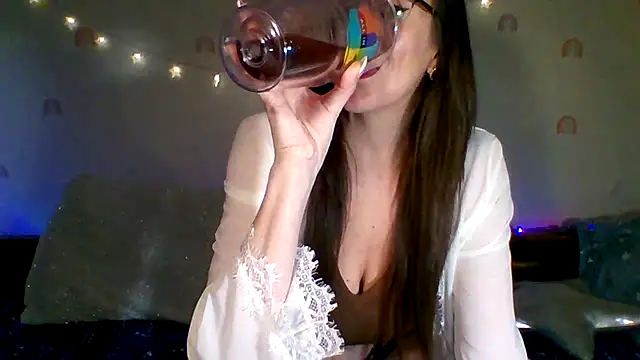 easy briezy online show from 02-11-26, 06:35