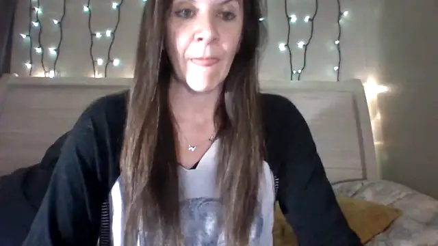 easy briezy online show from 11-07-25, 09:36