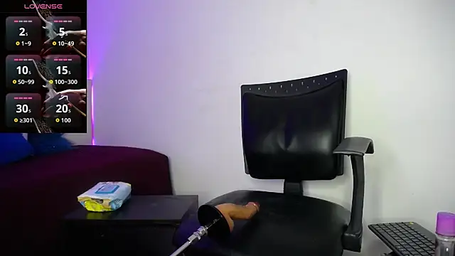 soffycarter1 online show from 06-19-26, 11:09