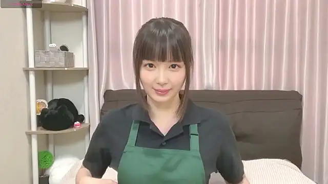 mai-chan  online show from 10-24-25, 02:43