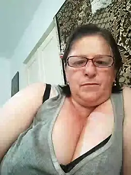 Snapshot of MilaCold5443 chatting on 06-05-26, 08:53 MilaCold5443 online show from 06-05-26, 08:53