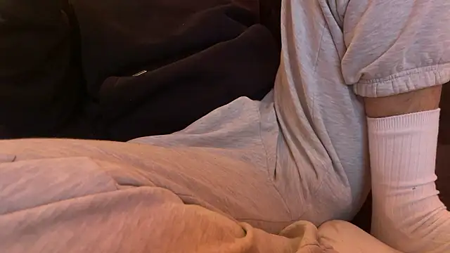 Louischarles123 online show from 01-11-26, 06:48