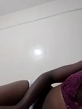 Snapshot of Makhaoganye chatting on 10-11-25, 03:24 Makhaoganye online show from 10-11-25, 03:24