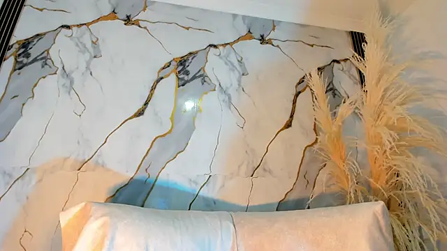 AbbyLewiis online show from 10-23-25, 12:48