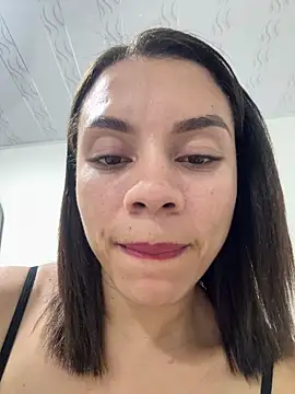 Snapshot of Crystal_555 chatting on 10-22-25, 02:33 Crystal 555 online show from 10-22-25, 02:33