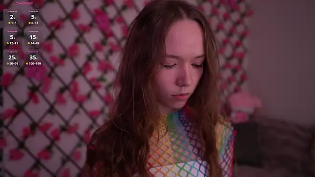 Petite Polly online show from 10-24-25, 06:07