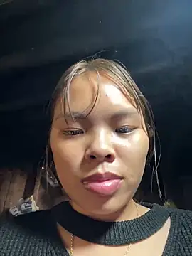Snapshot of hello-cute chatting on 12-23-25, 05:18 hello-cute online show from 12-23-25, 05:18