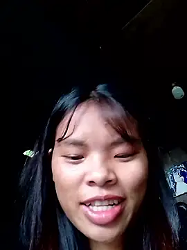 Snapshot of hello-cute chatting on 10-25-25, 07:40 hello-cute online show from 10-25-25, 07:40