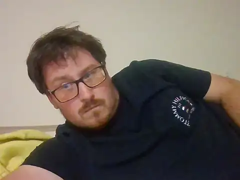 czechguy online show from 10-11-25, 04:52