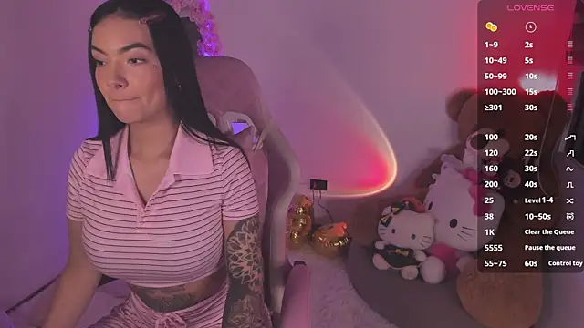 Kiity- online show from 07-18-26, 03:26