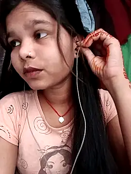 Snapshot of Gb_sunena chatting on 10-10-25, 08:04 Gb sunena online show from 10-10-25, 08:04