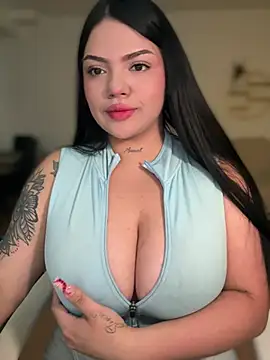 dulcemarianh  online show from 07-06-26, 04:08