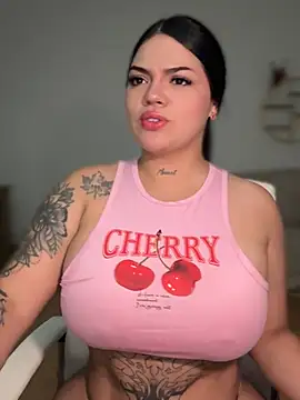 dulcemarianh  online show from 07-15-26, 04:30