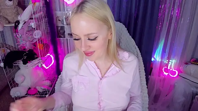 CeaneLino online show from 03-26-26, 05:22