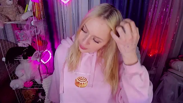 CeaneLino online show from 04-09-26, 04:57