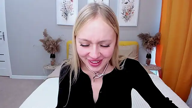 CeaneLino online show from 11-23-25, 08:24